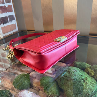 CHANEL Boy Flap New Medium Quilted Red Calfskin Shoulder Bag