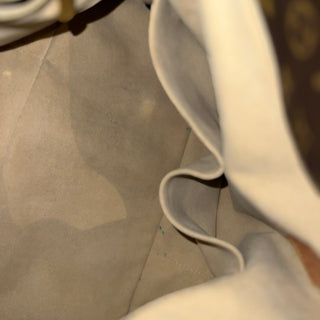 Louis Vuitton Artsy Monogram MM