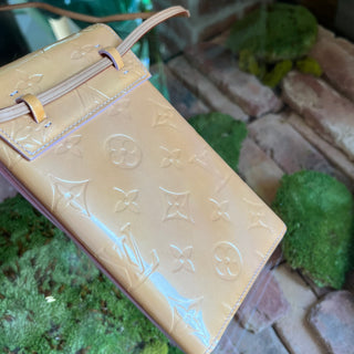 LOUIS VUITTON Walker Yellow Monogram Vernis Wallet