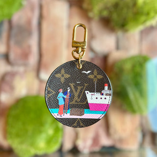 LOUIS VUITTON Transatlantic Cruises Print Illustre Evasion Key Holder