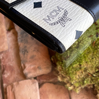 MCM Kisslock Small White Black Vintage Wallet