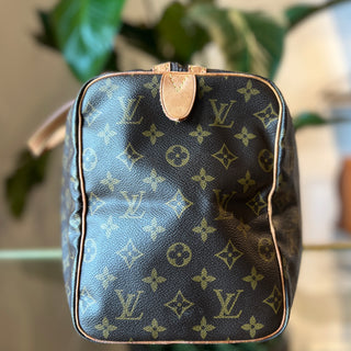 LOUIS VUITTON Vintage Monogram Sac Souple Travel Duffle Bag