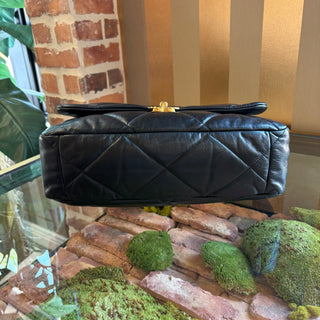 CHANEL 19 Maxi Black Leather Crossbody