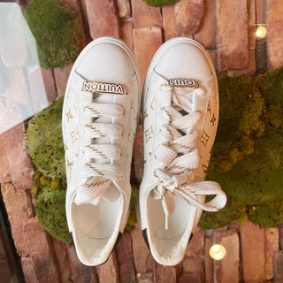 LOUIS VUITTON Time Out Calfskin Monogram Debossed Sneakers 38.5(835US)