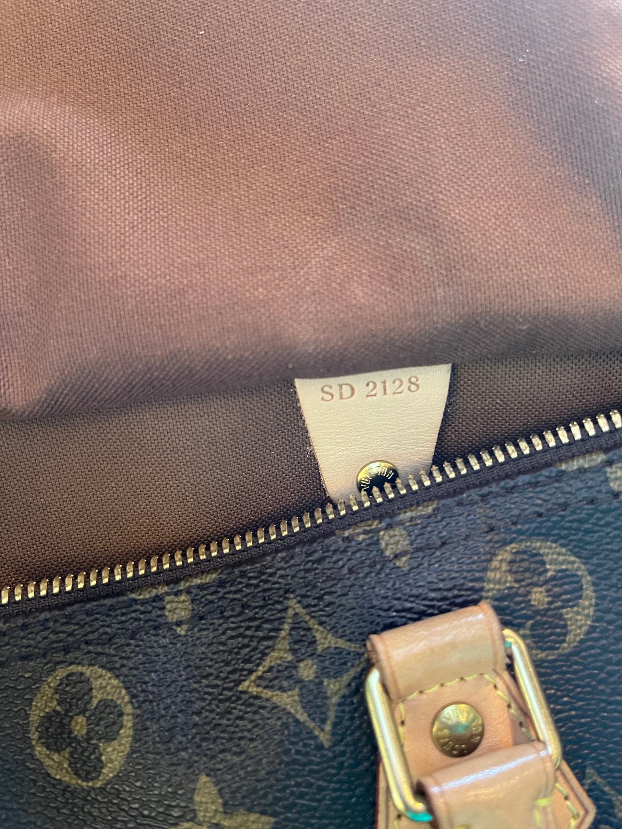 Speedy bandoulière leather handbag Louis Vuitton Brown in Leather