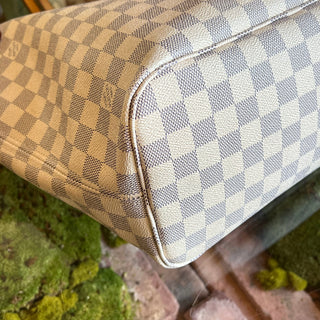 LOUIS VUITTON Neverfull MM White Damier Azur Canvas Tote Bag