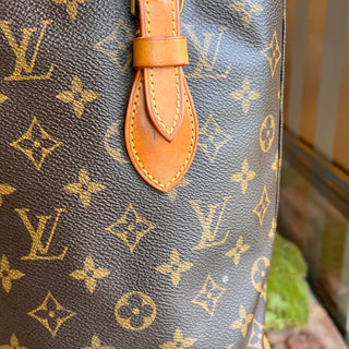 LOUIS VUITTON Petit Bucket Monogram Canvas Vintage Bucket Bag