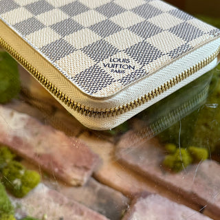 LOUIS VUITTON Zippy Damier Azur Canvas Wallet