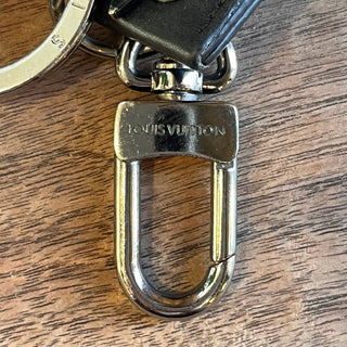 LOUIS VUITTON LV Shadow Dragonne Black Leather Key Holder