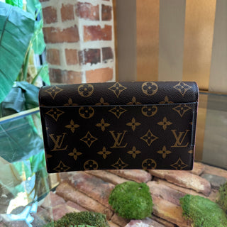LOUIS VUITTON Monogram S Lock Belt Pouch MM