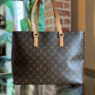LOUIS VUITTON Luco Brown Monogram Canvas Tote Bag