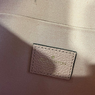 LOUIS VUITTON Pochette Felicie Pink Empreinte Leather Crossbody