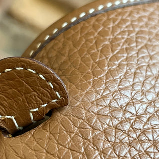 HERMÈS Evelyne TPM Gold Taurillon Clemence Leather Crossbody Bag