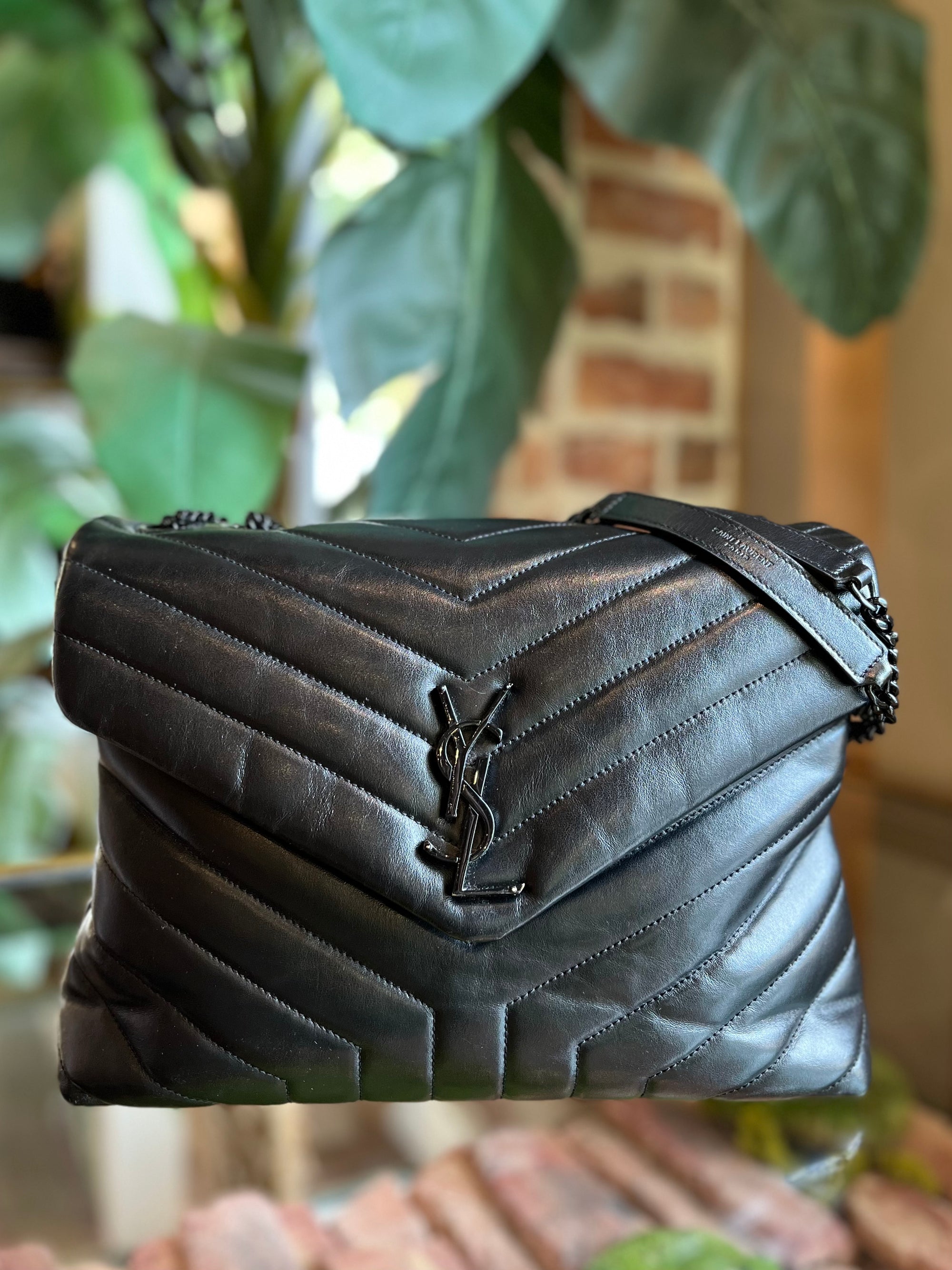 SAINT LAURENT Black Monochrome Y-Quilted Calfskin Leather Medium Loulou Shoulder Bag