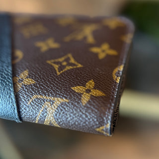 LOUIS VUITTON Monogram Canvas Black Leather Kimono Wallet