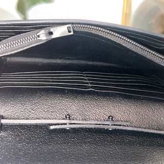 Saint Laurent Monochrome Kate Wallet on Chain