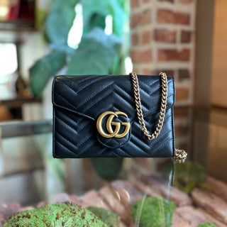 GUCCI Black Marmont Chevron Matelasse Crossbody