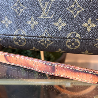 LOUIS VUITTON Monogram Ellipse GM