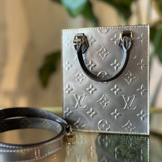 LOUIS VUITTON Sac Plat Petit Grey Metallic Monogram Vernis Tote