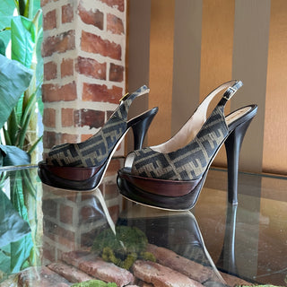 FENDI Zucca Canvas Slingback Heels SZ 35 (US 5)
