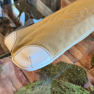 CHANEL Olsen Beige White Canvas Leather CC Clutch