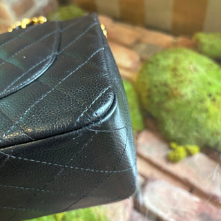 CHANEL Vintage Classic Jumbo Single Flap Bag