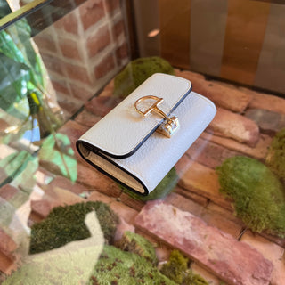 GUCCI Softbit White Grainy Leather Card Case