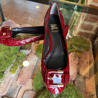 BURBERRY Burgundy Quilted Patent Leather Flats SZ 38.5