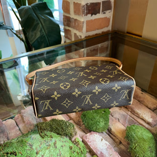 LOUIS VUITTON Recital Brown Monogram Canvas Shoulder Bag