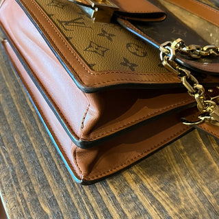 LOUIS VUITTON Dauphine MM Reverse Monogram Canvas Shoulder Bag