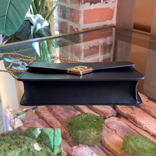 FENDI FF Diamonds Wallet On Chain Black Leather Crossbody Bag
