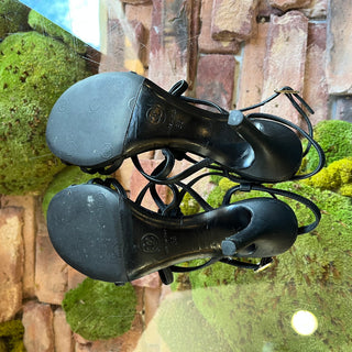 CHANEL Black Leather Camellia Flower Sandals SZ 36 (US 6)