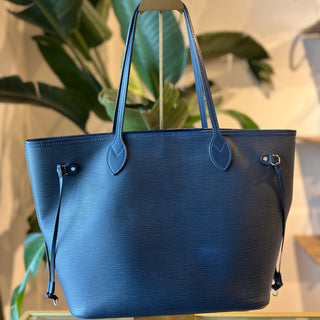 LOUIS VUITTON Navy Epi Leather Neverfull MM