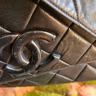 CHANEL Quilted CC Vintage Black Calfskin Shoulder Bag