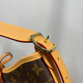 LOUIS VUITTON CarryAll PM Monogram