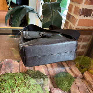LOUIS VUITTON Utah Small Coffee Leather Yuma Messenger Bag