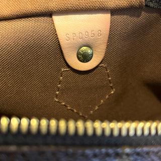 LOUIS VUITTON Speedy 40 Brown Monogram Canvas Vintage Satchel Bag
