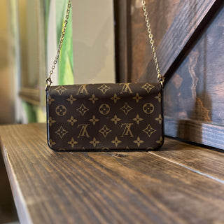 LOUIS VUITTON Felicie Pochette Brown Monogram Canvas Crossbody