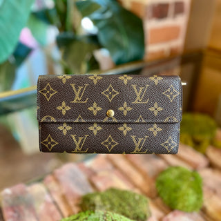 LOUIS VUITTON Monogram Porte Monnaie Credit  Wallet