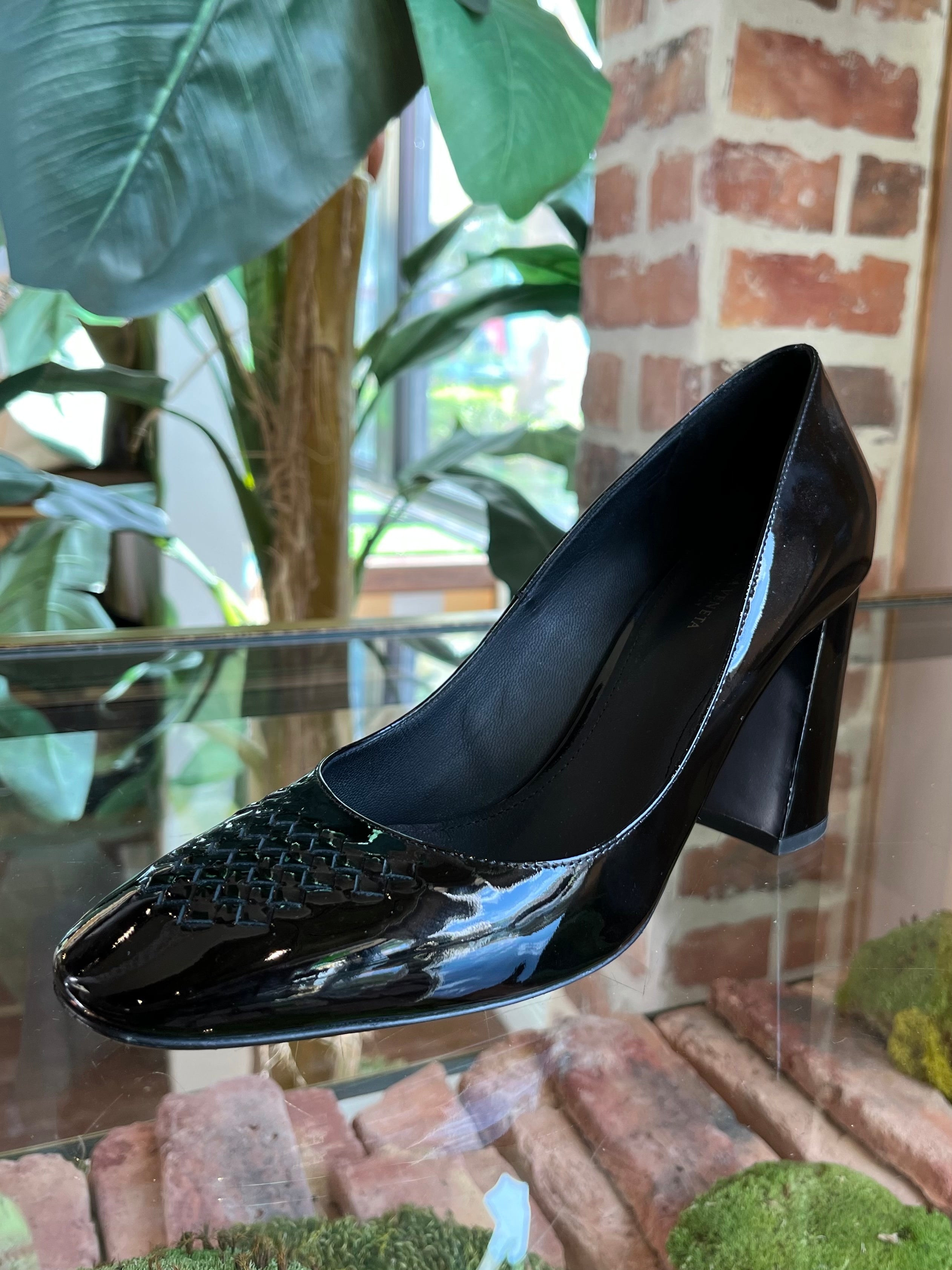 Louis Vuitton Blue Satin & Leather Archlight Slingback Pumps Sz38