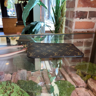 LOUIS VUITTON Neverfull PM Pochette Brown Monogram Canvas Clutch Bag