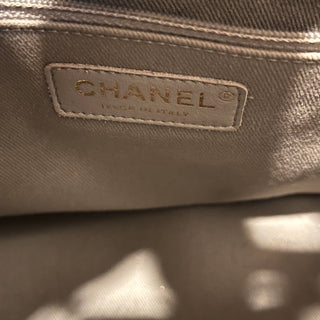 CHANEL Business Affinity Small Gray Caviar Tote Bag