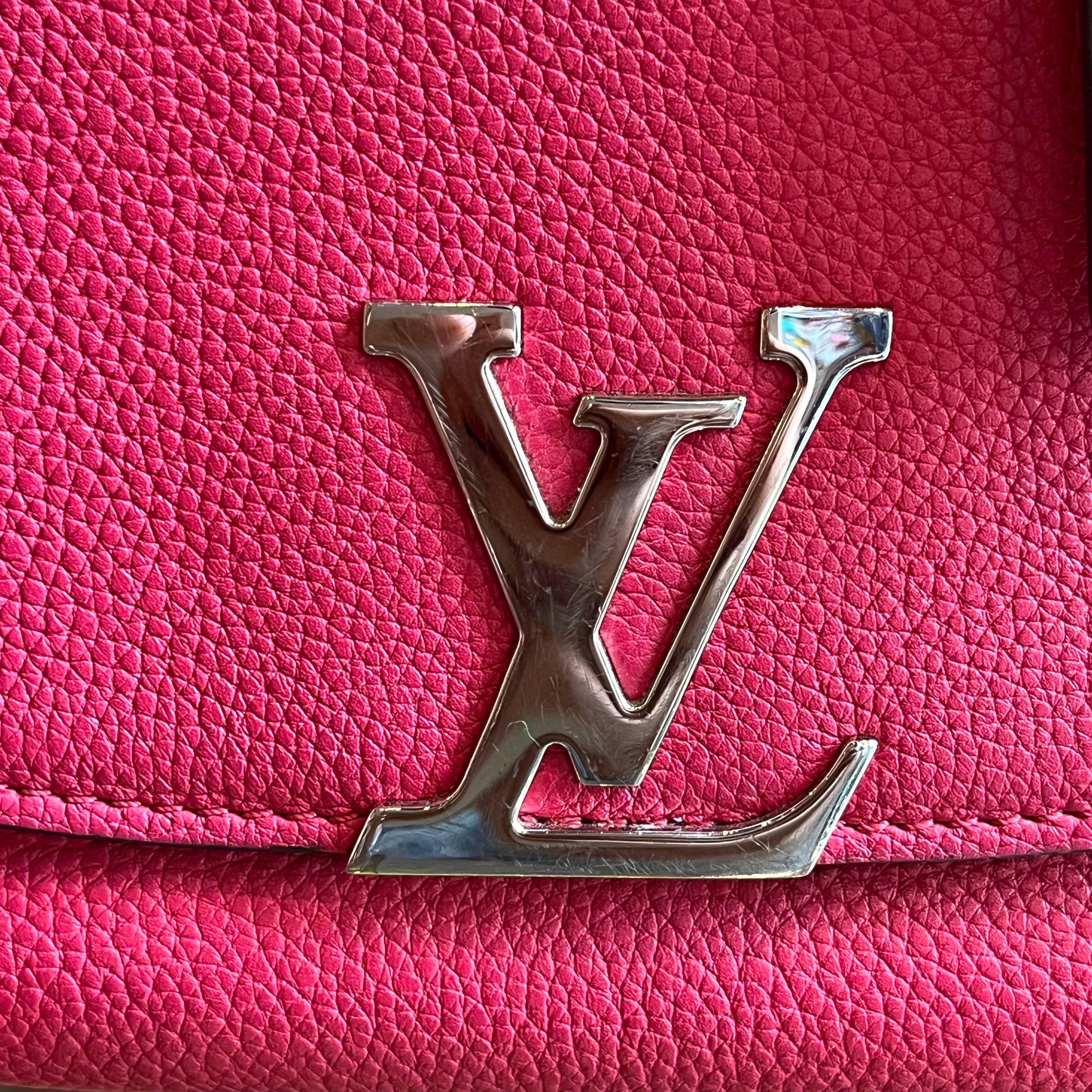 Louis Vuitton Vivienne NM Leather Shoulder Bag