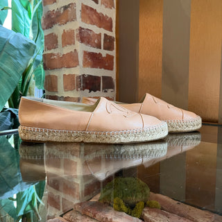 CHANEL CC Nude Lambskin Espadrilles SZ 41 (US 11)