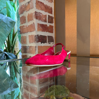 MANOLO Red Suede Heel SZ 38 (US 8)