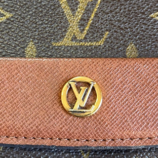 LOUIS VUITTON Vintage Bordeaux Clutch