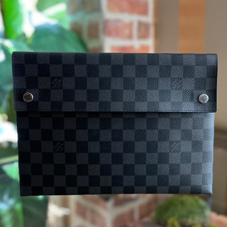 LOUIS VUITTON Damier Graphite Alpha Triple Pochette