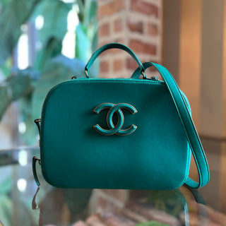 CHANEL Coco Curve Vanity Case Small Calfskin Top Handle Bag