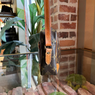 LOUIS VUITTON Trocadero Brown Monogram Canvas Vintage Crossbody