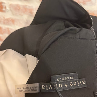 ALICE AND OLIVIA Wilcox Black White Pleated Mini Skirt SZ8